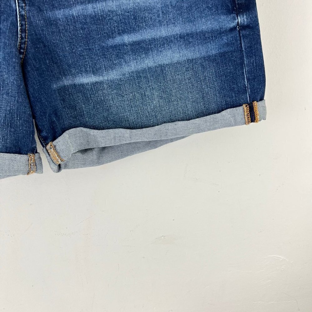 Gap Denim Jean Rolled Hem Shorts Size 16/33 Mid Rise 5inch Inseam - Picture 9 of 9